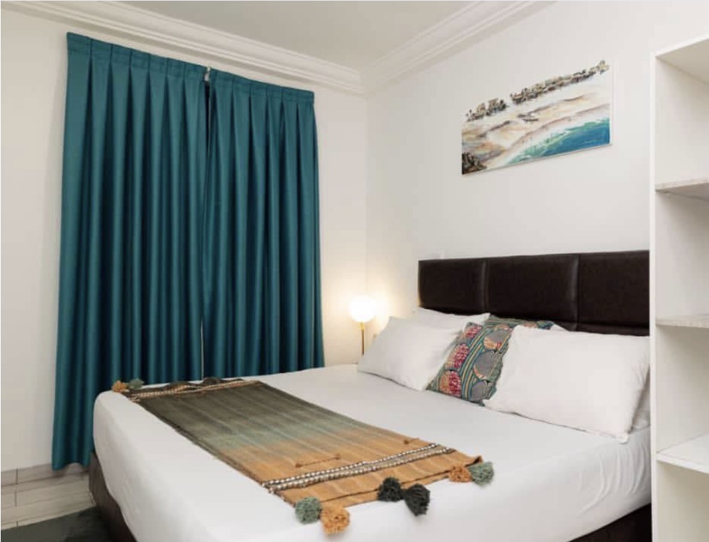 1-BEDROOM FURNISHED